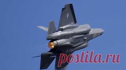 Истребитель США F-35 разбился у авиабазы Лемур в Калифорнии. Американский истребитель F-35 потерпел крушение около авиабазы Лемур в Калифорнии. Читать далее