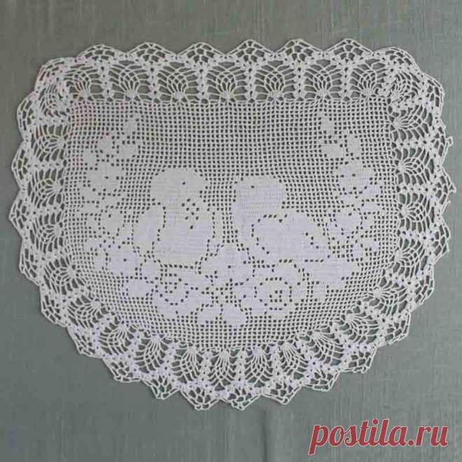 Vintage Filet Crochet Pattern Chair Back&Oval Doily Birds&Roses Watch Maggie review this beautiful Vintage Filet Crochet Pattern! Design By: Maggie Weldon Skill Level: Intermediate  Sizes: Dependent on choice of Thread. Chai