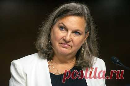 В Госдепе прокомментировали желание Лукашенко признать Крым российским. Заместитель главы Государственного департамента США Виктория Нуланд заявила, что американская сторона обеспокоена планами президента Белоруссии Александра Лукашенко посетить Крым и признать полуостров российским. С таким комментарием замгоссекретаря США выступила по видеосвязи на «Киевском форуме безопасности».