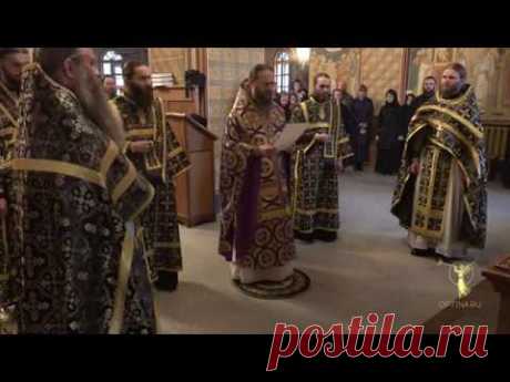 В день памяти прп. старца оптинского Варсонофия, 14 апреля 2020 г., у раки со святыми мощами старца совершили славление и прочитали молитву к преподобному.