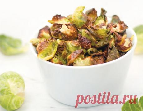 Лаймовые чипсы из брюссельской капусты
ОW редакция Сюзанна Райан перепробовала множество диет, чтобы сбросить вес, пока не пришла к кето . Она стала делиться своим личным опытом в блоге Keto Karma, который перерос в масштабное кето-сообщество. Сейчас в инстаграме более 340 тысяч подписчиков, , а ее «КЕТО. Большая кулинарная книга» стала бестселлером Amazon.com. Вот рецепт легких и хрустящих капустных чипсов […]
Читай дальше на сайте. Жми подробнее ➡