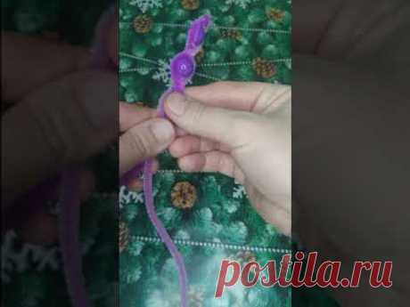 Ёлочная игрушка своими руками #елочнаяигрушка #изсинельнойпроволоки #изпушистойпроволоки
