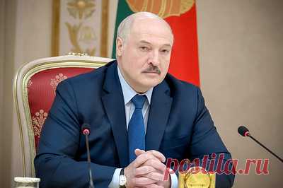 Лукашенко: Зеленскому надо остановиться, чтобы Киев остался столицей Украины. Украина уже потеряла суверенитет над территориями, отметил президент Белоруссии