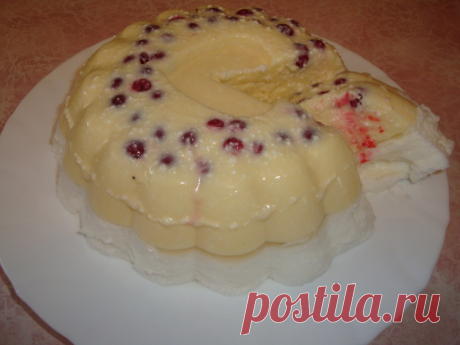 Торт - желе творожный без выпечки 


Этот торт-желе создается без выпечки и держит форму за счет желатина.Он очень эффектно смотрится на праздничном столе и обязательно понравится вашим гостям своим нежным вкусом. Дополнение из ягод к…