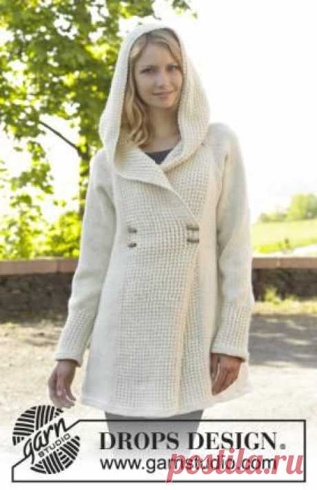 Женское пальто спицами с капюшоном на knitweek.ru