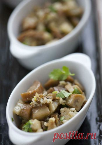 Как приготовить закуску из баклажанов по грузински - Салаты, закуски к шашлыку .