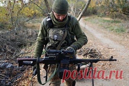 В Запорожской области заявили о перегруппировке ВСУ. Председатель движения «Мы вместе с Россией» Владимир Рогов заявил, что что украинские военные проводят перегруппировку на запорожском направлении. Он уточнил, что украинские военные перебросили силы с «перспективой удара» по Васильевке и Пологам. Как утверждает Рогов, эти направления являются наиболее горячими.