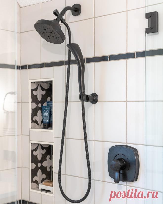 Historic SW Cottage - Farmhouse - Bathroom - Minneapolis - by Interiors by J. Curry | Houzz