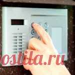 Как открыть домофон без ключа: Vizit, Форвард, Cyfral, Eltis и другие Как открыть домофон без ключа: Vizit, Форвард, Cyfral, Eltis, Keyman, Факториал, Blink, Домогард, T-Guard, Rainmann, Метаком. Принцип работы домофона и основные способы его открытия.