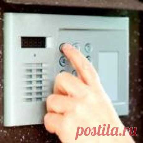 Как открыть домофон без ключа: Vizit, Форвард, Cyfral, Eltis и другие Как открыть домофон без ключа: Vizit, Форвард, Cyfral, Eltis, Keyman, Факториал, Blink, Домогард, T-Guard, Rainmann, Метаком. Принцип работы домофона и основные способы его открытия.