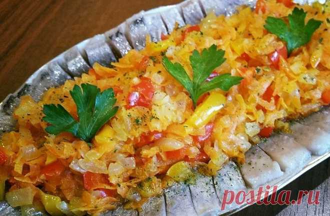 Audronės ruošta silkė - šių metų topas: visi klaus recepto Audronės ruošta silkė - šių metų topas: visi klaus recepto - labai gardus patiekalas, kurį nesunkiai pasigaminsite pagal pateiktą receptą šioje svetainėje. Daug gerų ir išbandytų receptų vienoje vietoje, kuriuos tiesiog privalote išmėginti!