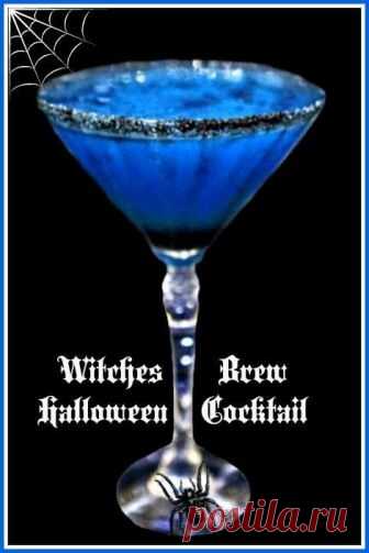 🕸️🕷️🕸️Witches Brew Halloween cocktail... Ingredients: 1 oz Grey Goose Vodka, 1 oz Triple Sec, 1 oz. Blue Curacao, Juice of one Lime, Black Sugar for coating the glass. Instructions: 1. Pour equal portions of the alcohol into a shaker over cracked ice. 2. Shake, then strain into a chilled martini glass that has been rimmed with black sugar. #alcoholdetoxrecipes