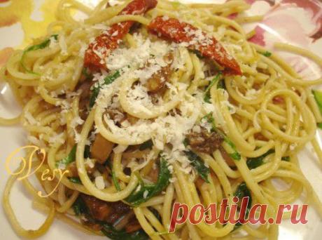 Спагетти и грибы: 4 рецепта вкусных сочетаний / Простые рецепты
