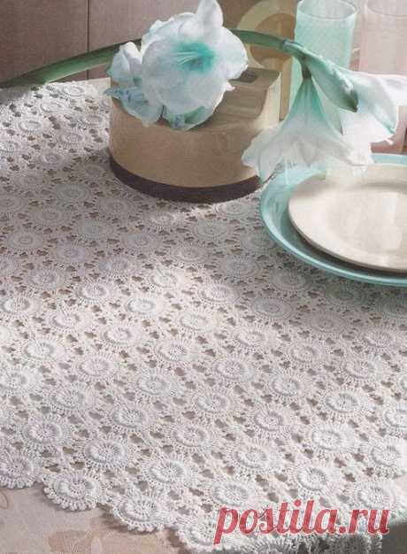 Скатерть из мотивов крючком