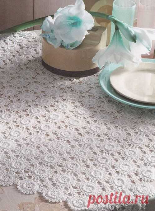 Скатерть из мотивов крючком