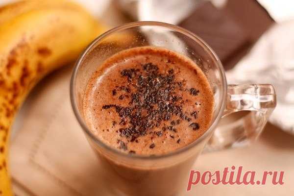 Горячий банановый коктейль с шоколадом - Простые рецепты Овкусе.ру