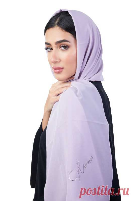 The Trend of Trendy Veiled Abayas: Revolutionizing Modest Fashion
