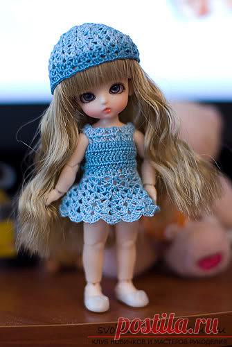 Одежда для пупсов своими руками, которую можно выполнить, сшив или связав. Фото кукольной одежды и выкройки для ее изготовления. Схемы для вязания одежды для кукол.