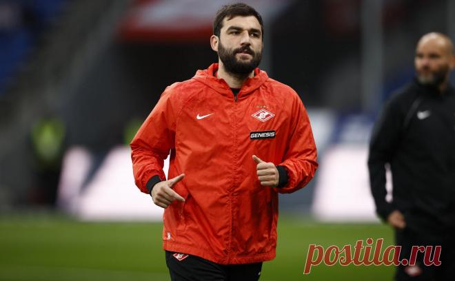 В «Спартаке» отреагировали на слова агента Джикии о новом контракте. Гендиректор «Спартака» Олег Малышев отметил, что находится в рабочих отношениях с капитаном «красно-белых» Георгием Джикией, но агент не может ставить условия клубу