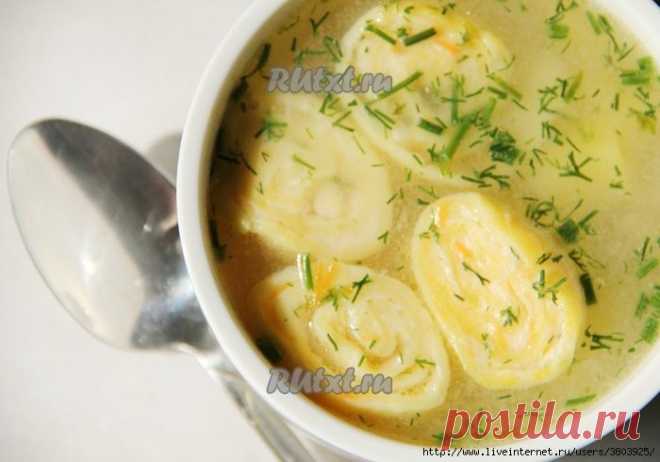 Вкусный куриный суп с сырными рулетиками для всей семьи
