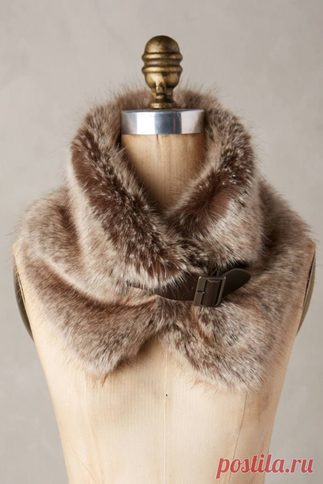 Turia Faux-Fur Collar by Helen Moore