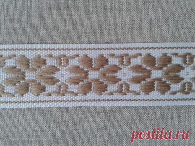 ЛЕНТА ОТДЕЛОЧНАЯ белый с бежевым 27мм - Лента