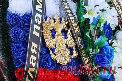 Россиянин вспомнил о сыне-бойце СВО спустя 40 лет перед его гробом и потребовал выплаты