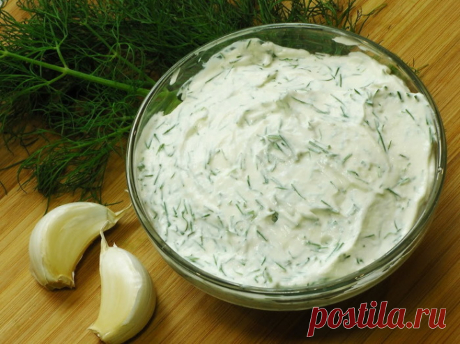 6 сметанных соусов, которые сделают блюда в разы вкуснее