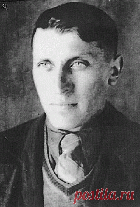 Как один подпольщик разом уничтожил 764 фрица  
13 ноября 1943 года наш подпольщик взорвал кинотеатр, полный немцев.





Константин Чехович




Первым вопросом, который задавали дети вернувшимся с войны фронтовикам, был такой: «Папа, а сколько т…