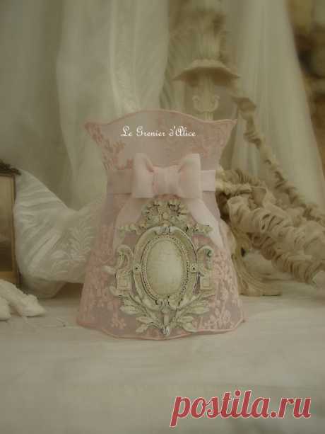 Abat jour shabby chic et romantique voile et ornement - Boutique www.grenierdalice.com