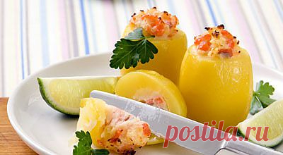 Картофель, фаршированный копченой рыбой » Кулинарные рецепты с фото. Самые вкусные и полезные блюда! Только у нас Вы найдете лучшие рецепты напитков, закусок, выпечки, салатов, десертов, тортов и могое другое!
