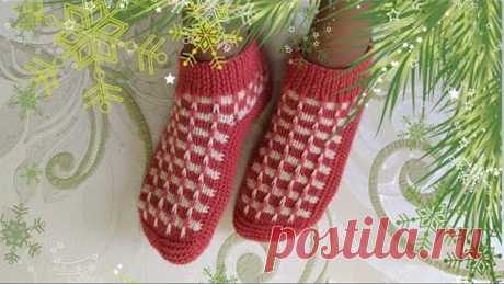 Красивые следочки-тапочки  узором из вытянутых петель Предлагаю связать вместе со мной уютные следочки-тапочки узором из вытянутых петель.