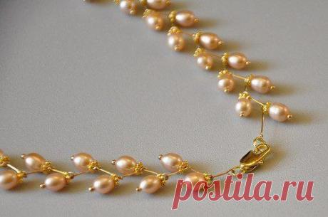 Колье из жемчуга