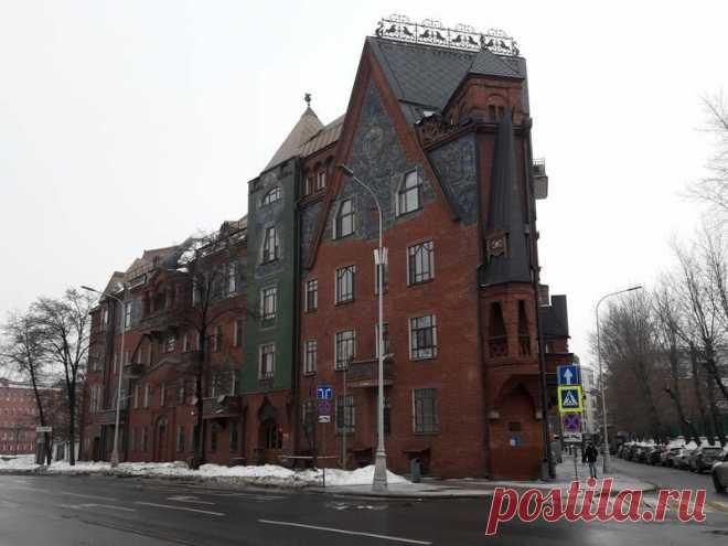 Дом Перцовой: красный терем в 700 метрах от Кремля | Дм. Линдер Нетривиальная история | Яндекс Дзен