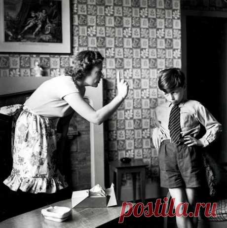 Последние 10 лет мои дети не общаются со мной, несмотря на мои попытки: не повторяйте 3 моих ошибки
Мне уже 65, но мои взрослые дети все еще не хотят со мной общаться. Страх одинокой старости подтолкнул меня написать о том, что чувствуют миллионы одиноких отцов и матерей, а также поделиться тем, из-за чего отношения с детьми могут стать настолько отдаленными. Излишняя опека и поучение ✔️ Первая моя ошибка, как родителя — это излишняя […]
Читай дальше на сайте. Жми подробнее ➡