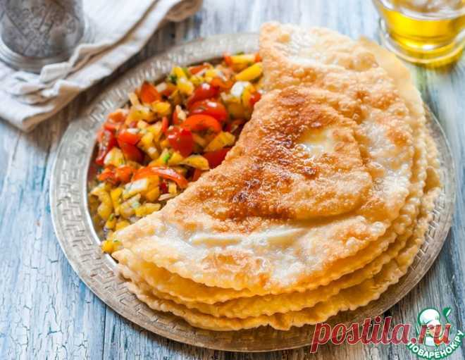 Крымские чебуреки – кулинарный рецепт