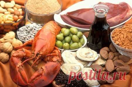 Цинк – магический микроэлемент красоты и здоровья » Мы из Сибири
Цинк - исключительно важный микроэлемент, о котором мы всегда должны помнить! Цинк просто необходим для роста и развития опорно-двигательной системы человеческого организма, восстановления циркуляции крови, регенерации кожных покровов при эндокринных заболеваниях.