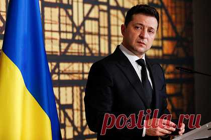 Партия Порошенко назвала Зеленского ничтожеством из-за дела о госизмене. Уголовное дело о госизмене против пятого президента Украины Петра Порошенко свидетельствует о развитии политической паранойи у действующего главы государства Владимира Зеленского. С таким заявлением выступила возглавляемая Порошенко украинская партия «Европейская солидарность».