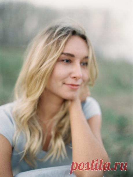 Единение и слияние, гармония двух сердец и природы под звуки ситара, флейты бансури и перезвон колокольчиков. Посмотреть продолжение истории: