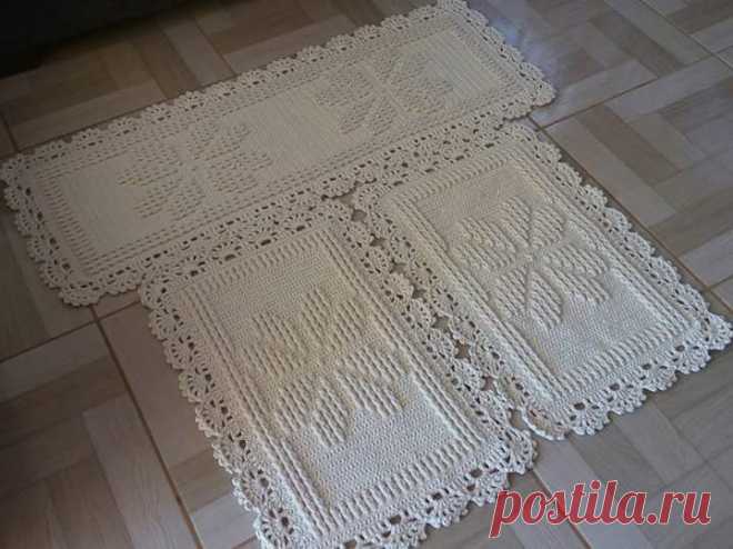 (2) Facebook