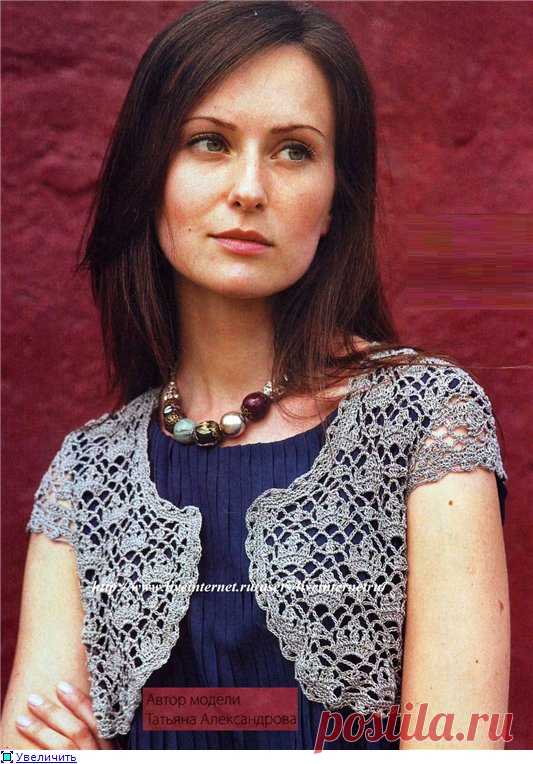 Ажурное серое болеро