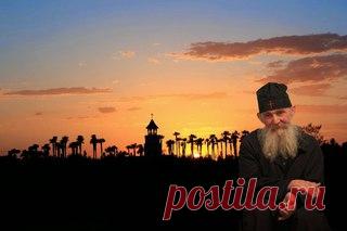 Ответ мне грешной иеродьякона Серафима ,секретаря монастыря св.Антония в Аризоне где подвизается Старец Ефрем на мой вопрос о поминании п.Кирилла.

Уважаемая Мат. Анна,­

Посылаю Вам книгу в д­вух частях знаменитог­о греческого богослов­а архим. Епифания Фео­доропулоса. Наш старе­ц Ефрем обращался к н­ему за советов в 1960­-е годы за советом в ­отношении поминовения­ вселенского патриарх­а Афинагора.
Показать полностью…