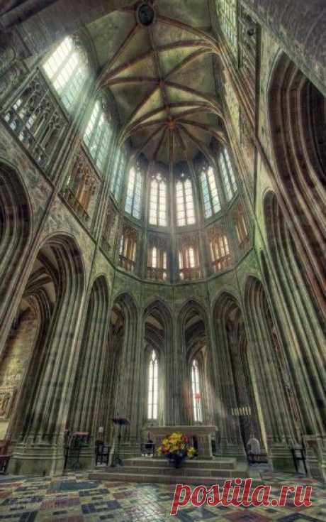 Abbey Church, Mont Saint-Michel ~ Normandie, France  |  Pinterest • Всемирный каталог идей