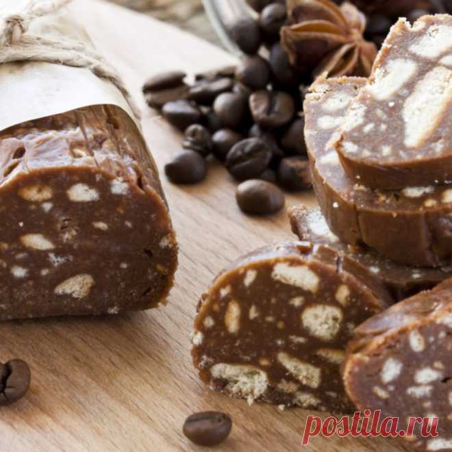 Десерт "Шоколадная колбаска"
Шоколадная колбаска — это самый любимый десерт моих домашних! Готовлю её не слишком часто, по многочисленным просьбам и в основном зимой. Рецепт бабушки моего мужа из старенькой её тетрадки и это самый лучший вариант колбаски из тех, что довелось попробовать. Приглашаю и рекомендую!