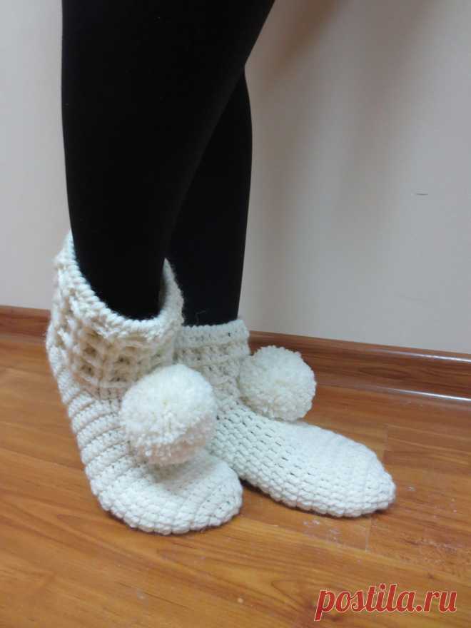 Домашние тапочки-носочки,с бубонами