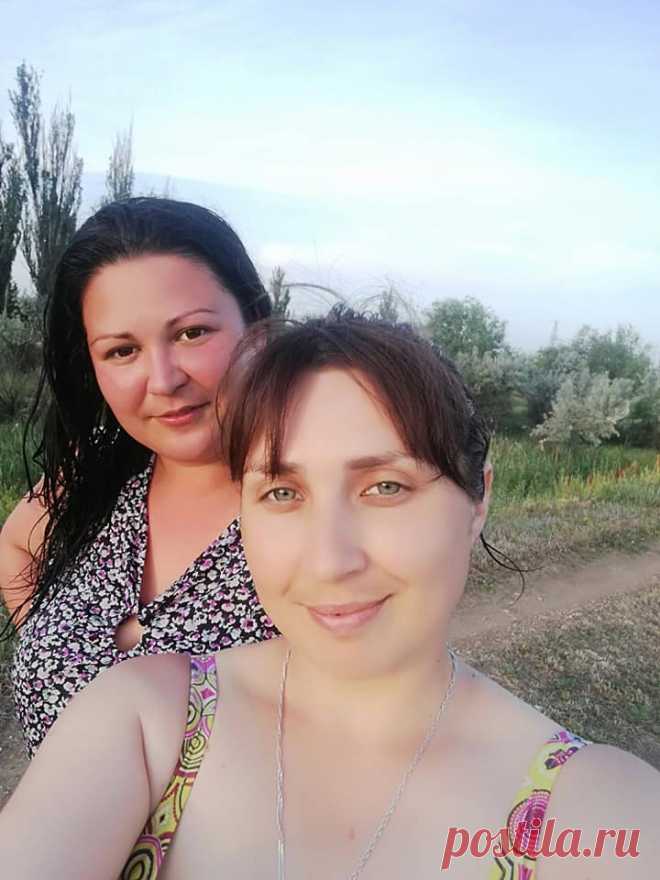 (5) Facebook