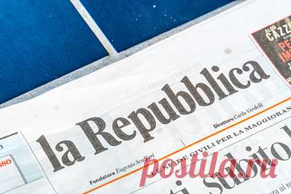 Посольство России ответило картиной на статью La Repubblica. Посольство России в Риме выложило коллаж на основе картины Васи Ложкина после того, как появился материал итальянской газеты La Repubblica «работнице ГРУ», которая якобы под собирала информацию в Италии. «Привет от Кибальчиша» со «шпионским» сюжетом стал ответом на статью итальянской газеты.