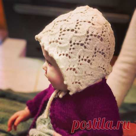 Чепчик спицами Holly - Вяжи.ру