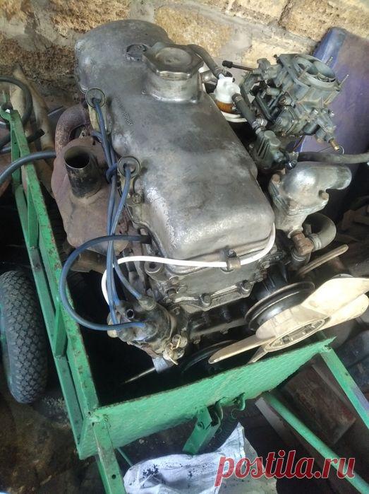 Мотор Москвіч+КПП: 4 000 грн. - Автозапчасти Радомышль на Olx