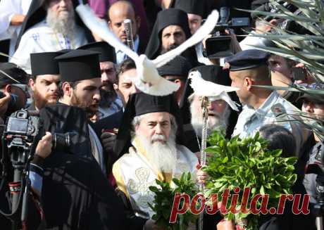 Чудесный поворот реки Иордан вспять на Богоявление Псалтирь Давидова и свидетельства очевидцев ежегодно повторяющегося чуда
